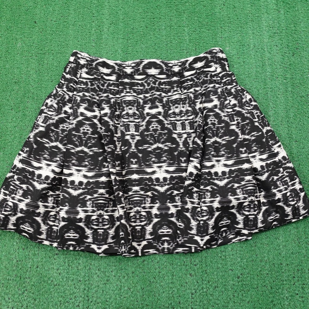 J.CREW Skirt Womens 2 Black Geometric Pleated Full Short Lined Casual Polyester